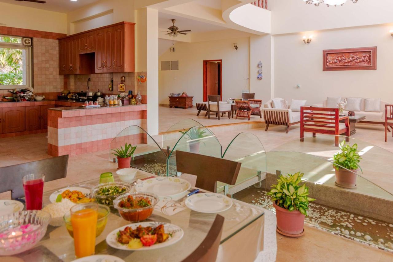 Saffronstays La Casa Maestro, Kashid - Spanish-Style Luxury Villa Near Kashid Beach Exterior foto